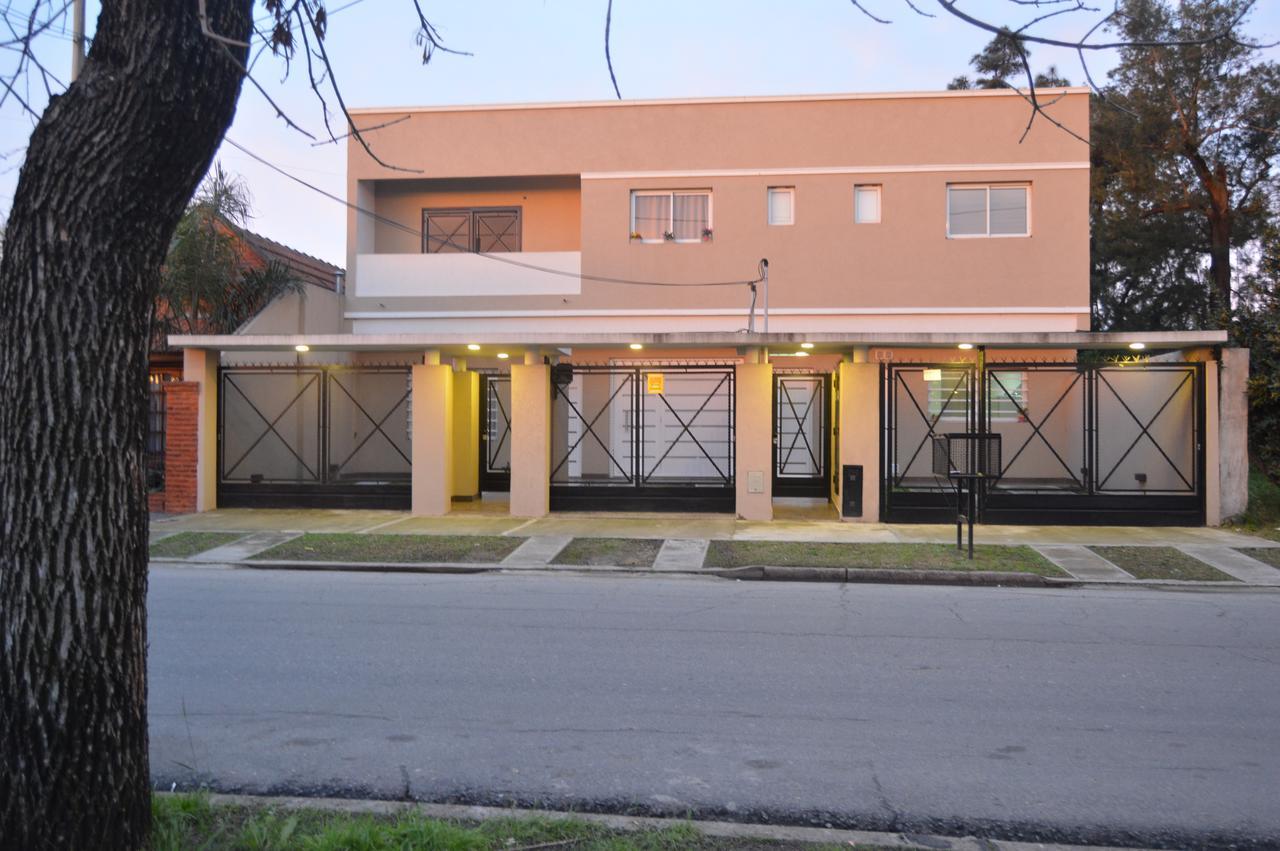 Mendoza Apartments Ezeiza Airport Luis Guillon Екстериор снимка